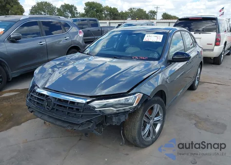 2019 Volkswagen Jetta 1.4T R-Line/1.4T S/1.4T Se z USA, uszkodzony, nr VIN 3VWC57BU2KM249453